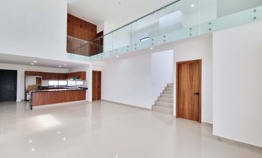 Casa en venta en Lomas del Dorado