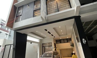 4-Bedrooms 4-Storey Townhouse in Quezon City near New Manila and Tomas Morato