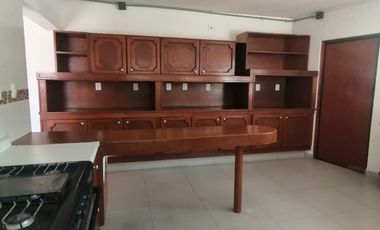 Se renta Casa para oficinas, en la Arbide, Consultorios, Clínica, Spa a 5 minutos del Centro