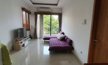 Disewakan Tahunan Rumah Hook di Taman Puri Bintaro, Siap Huni