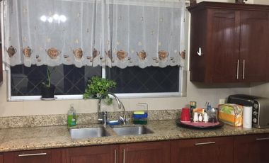 CASA EN CALLE PRIVADA (EXCELENTE UBICACIÓN)