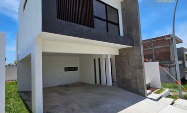 Lujosa Casa En Venta Fraccionamiento Lomas del Dorado