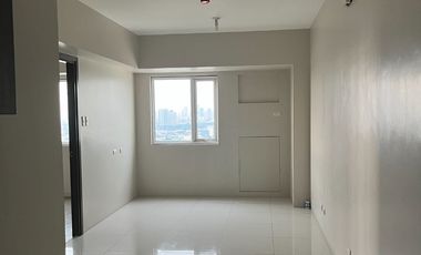 2 Bedroom with Balcony Condo For Sale Vista Shaw Wack wack Mandaluyong near Golf Course