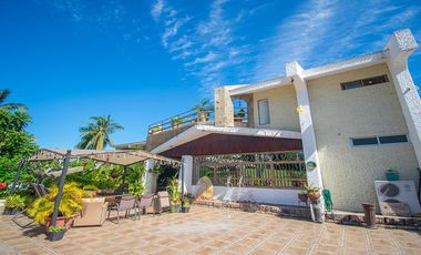 VENTA- Casa en Fraccionamiento El Cid, Mazatlan, Sinaloa