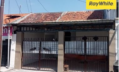 Disewakan Rumah di Gembong Sawah, Genteng, Surabaya