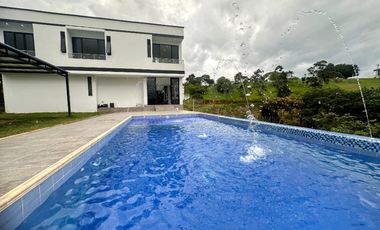 VENDO CASA CAMPESTRE Moderna espectacular - En lebrija - Sector del Aeropuerto
