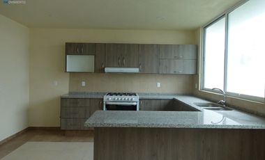 ESPECTACULAR casa dentro de fraccionamiento RESIDENCIAL