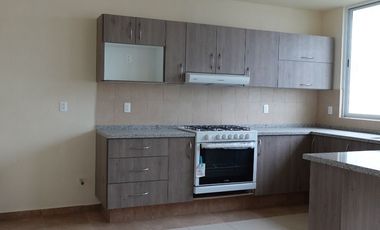 ESPECTACULAR casa dentro de fraccionamiento RESIDENCIAL