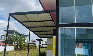 CASA CAMPESTRE EN VENTA EN CHINAUTA MONTEBELLO