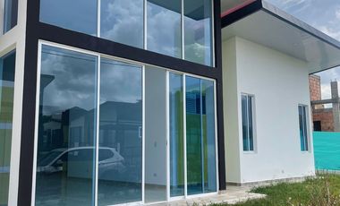 CASA CAMPESTRE EN VENTA EN CHINAUTA MONTEBELLO
