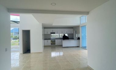 CASA CAMPESTRE EN VENTA EN CHINAUTA MONTEBELLO