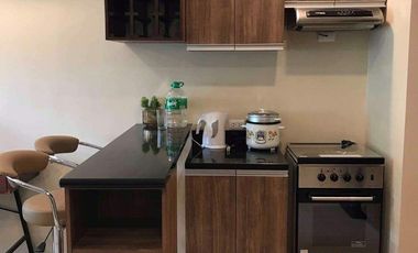 2 Bedrooms Condo For Lease with Parking