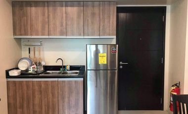 2 Bedrooms Condo For Lease with Parking