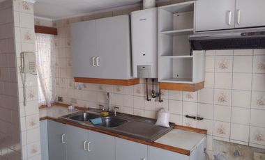 Arriendo Amplia Casa En Cercana A Av. Bombero Villalobos
