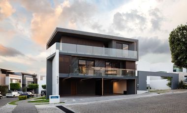 ESTRENA HERMOSA RESIDENCIA EN EN LOMAS DE ANGELOPOLIS I