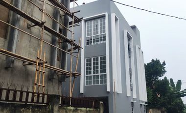 Dijual Rumah Kos Kostan 2 Lantai Murah RIng 1 Kampus UI Universitas Indonesia