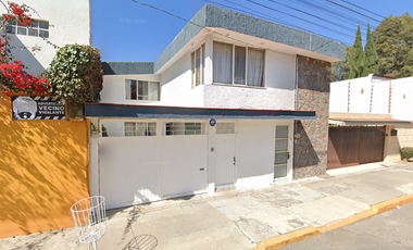 Casa en Recuperacion Bancaria por Jardines de San Manuel Puebla - AC93