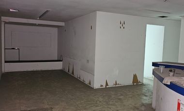 Renta Amplio Local Comercial de 370 m2 en Atizapán de Zaragoza