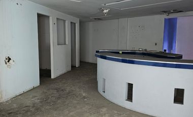 Renta Amplio Local Comercial de 370 m2 en Atizapán de Zaragoza