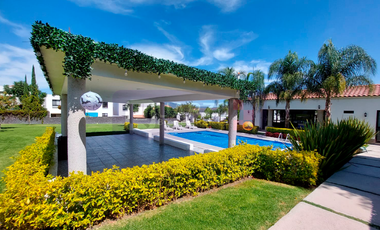CASA EN RENTA EN ARBOLEDA EN SAN ISIDRO JURIQUILLA