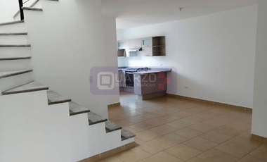 CASA EN RENTA EN ARBOLEDA EN SAN ISIDRO JURIQUILLA