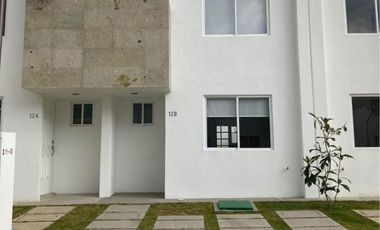 Casa en renta en Puebla Cuautlancingo a 2 minutos del Periférico con RECÁMARA EN PLANTA BAJA