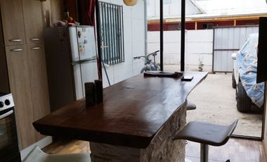Se vende casa de 4 dormitorios en Colbun