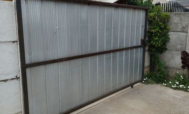 Se vende casa de 4 dormitorios en Colbun