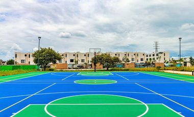 Casas en venta en condominio con alberca y amenidades al aire libre a 5 minutos del Club de Golf Santa Fe en Xochitepec, Morelos.