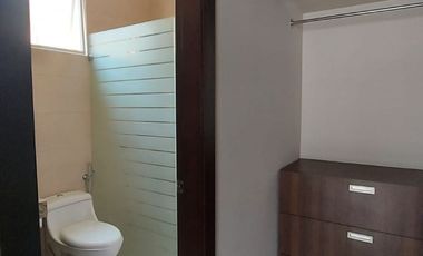 Samborondon, Renta de Linda Casa 4 Dorm. con Estudio y Bbq