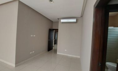 Samborondon, Renta de Linda Casa 4 Dorm. con Estudio y Bbq