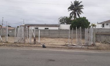 **En venta Terreno Esquinero 500 metros Salinas Ecuador**