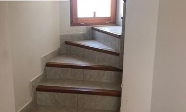 Se vende Duplex de 2 Habitaciones, en Barrio 