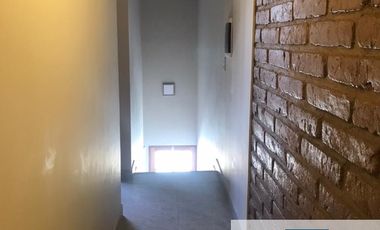 Se vende Duplex de 2 Habitaciones, en Barrio 