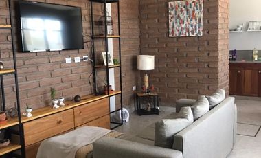 Se vende Duplex de 2 Habitaciones, en Barrio 