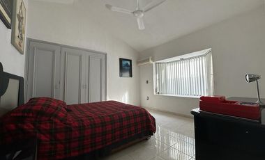 CASA EN VENTA EN FRACCIONAMIENTO LOMAS DE COCOYOC