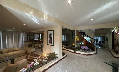 CASA EN VENTA EN FRACCIONAMIENTO LOMAS DE COCOYOC
