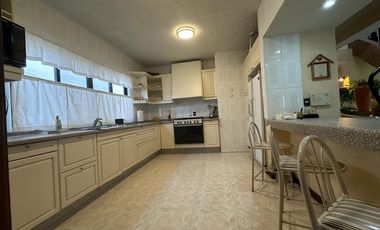 CASA EN VENTA EN FRACCIONAMIENTO LOMAS DE COCOYOC
