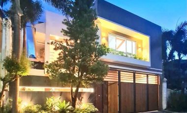 Modern Tropical Inspired House with Pool For Sale in Greenwoods Executive Village, Pasig City
