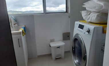 Departamento en Venta en la Playa de Tonsupa, Piso 11 Edf.  Diamond Beach