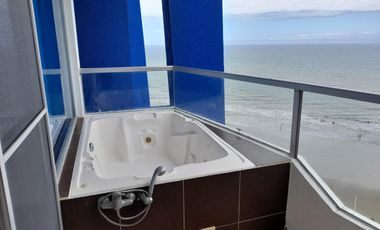 Departamento en Venta en la Playa de Tonsupa, Piso 11 Edf.  Diamond Beach