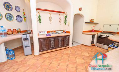 Casa en renta vacacional con alberca e increíble vista al mar