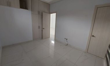 Via La Costa, Renta de Hermosa Casa 3 Dorm. de Una Planta con Jacuzzi Sin muebles
