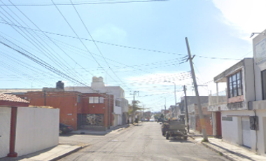 SE VENDE NAVE INDUSTRIAL CON OFICINAS ORIE-002