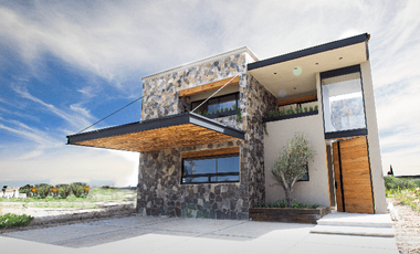 Casa Ambás totalmente amueblada y equipada en SAHAI Residences No. 1 Luxury Lifestyle Awards