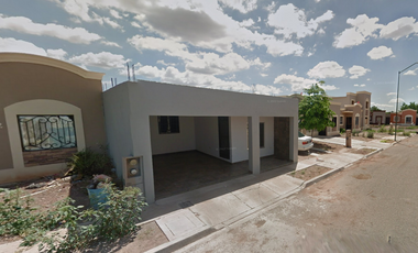 Casa en Col. Misión del real, Cajeme, Sonora., ¡Compra directa con el Banco, no se aceptan créditos!