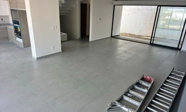 VENDO CASA RESIDENCIAL MONCAYO CALLE ENCINAS