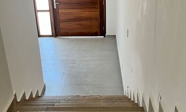 VENDO CASA RESIDENCIAL MONCAYO CALLE ENCINAS