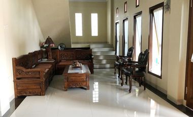 Kost, Homestay, Penginapan Harian Mingguan Bulanan di Ternate Dekat Kantor BPK RI