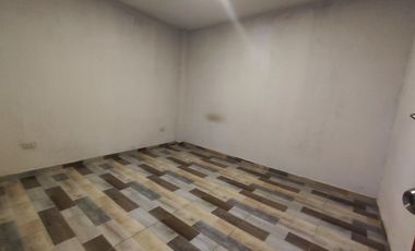 CASA 3 PISOS EN VENTA 158 M2 HUAYCÁN - ATE